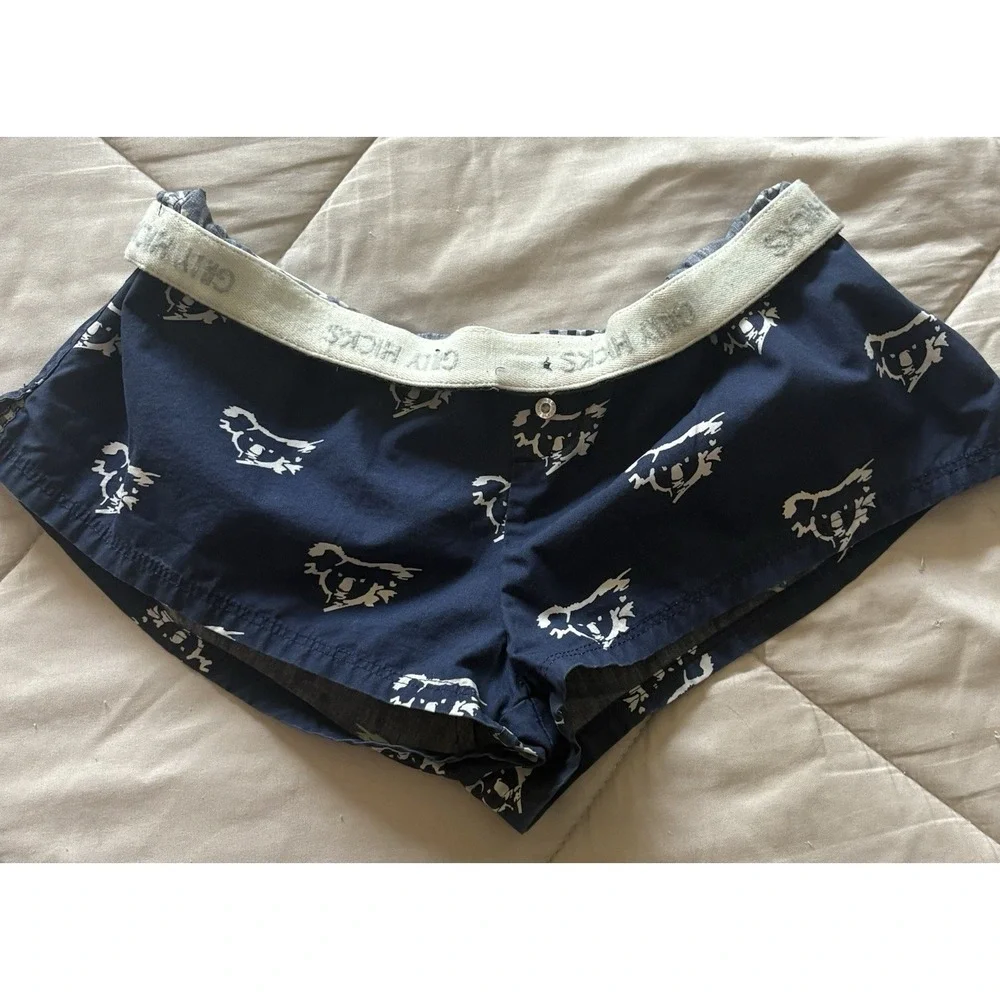 Gilly Hicks vtg gilly